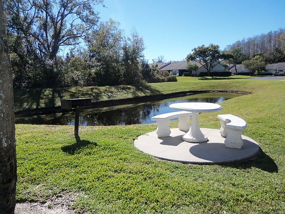 3rd image of 1372 Pine Ridge Cir E #2-133-A