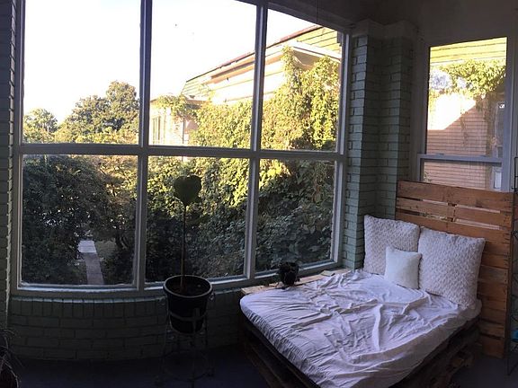 Pic 4: Sample Sunporch