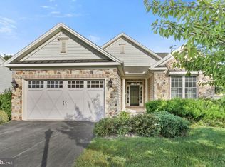60 Waxwing Ln, Gettysburg, PA 17325