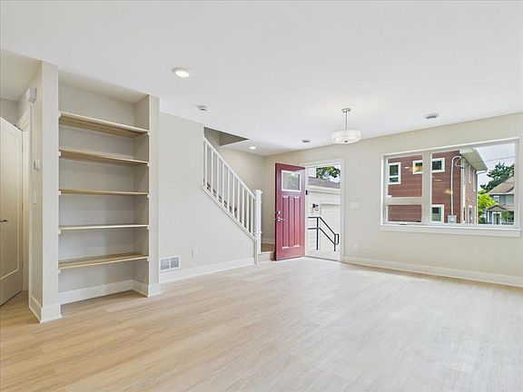 5th image of 2911 N 4th St