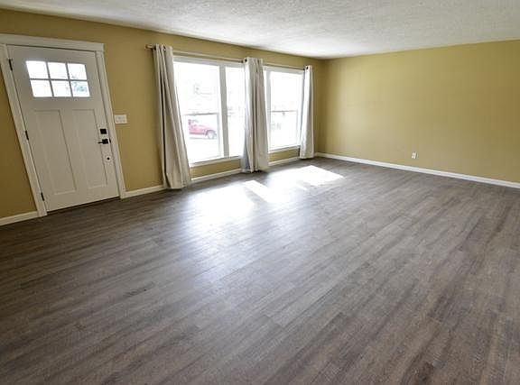 2nd image of 4106 Manzanita Ct