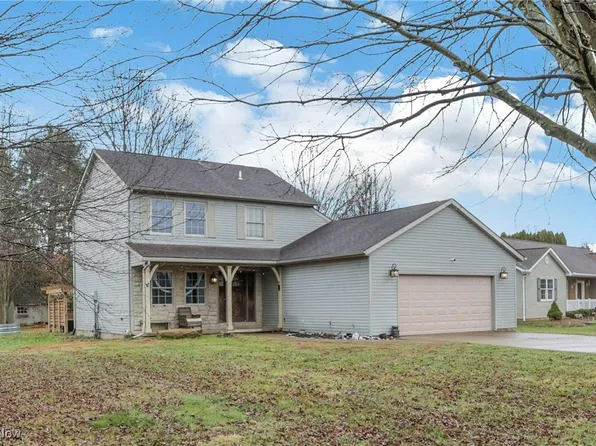 390 Spring Valley Dr, Zanesville, OH 43701