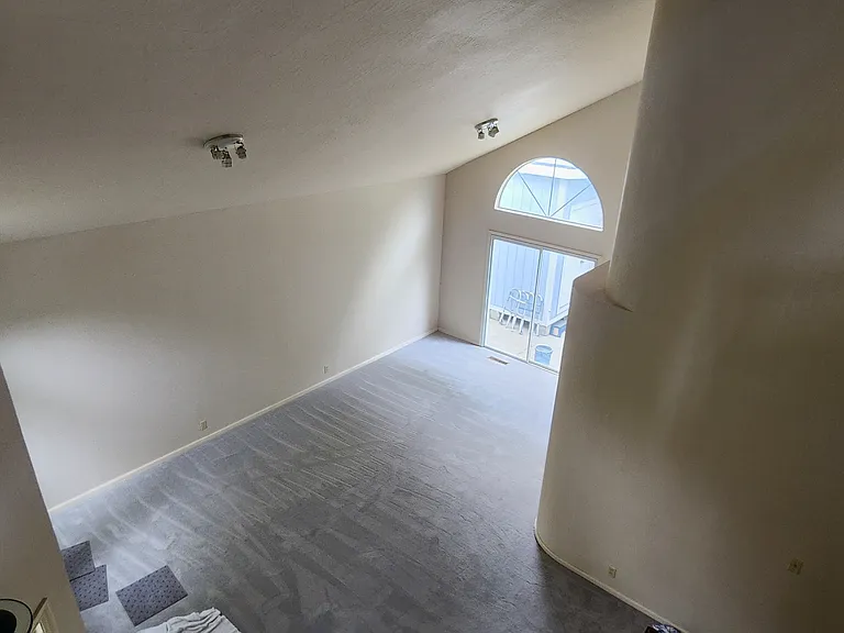 296 San Pedro Ave — Photo 17