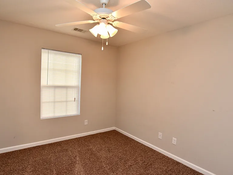 45 Walker Ct — Photo 11