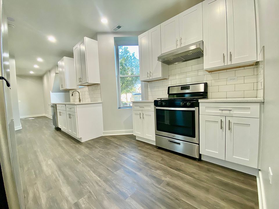 1st image of 3809 S Emerald Ave #1