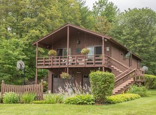 639 Bay Rd, Belchertown, MA 01007