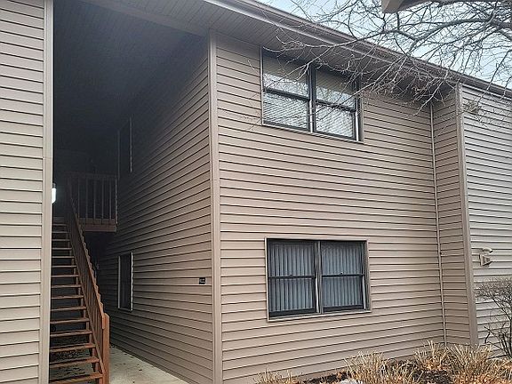 2nd image of 2762 Atherton Ln APT 20