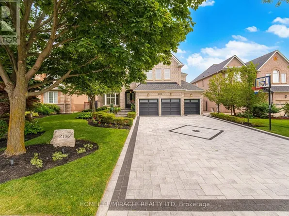 2152 Manor Hill Dr, Mississauga, ON L5M 5H9
