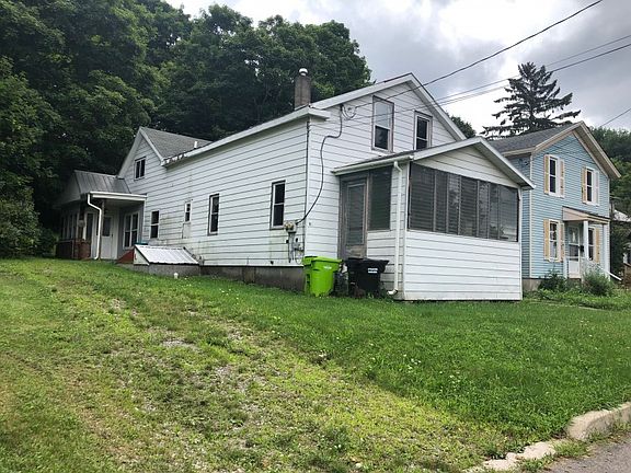 2nd image of 55 River St