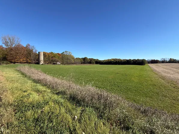 22 Mile Rd, Marshall, MI 49068