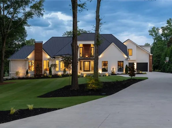 5615 Golf Club Dr, Braselton, GA 30517