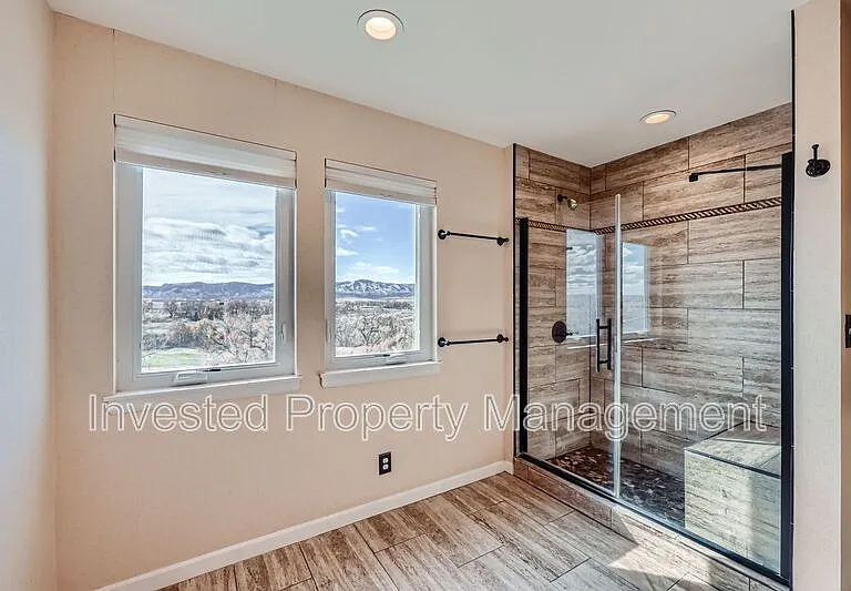 8819 Greensborough Pl — Photo 16