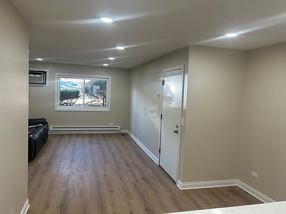 5th image of 194 S Waters Edge Dr APT 102