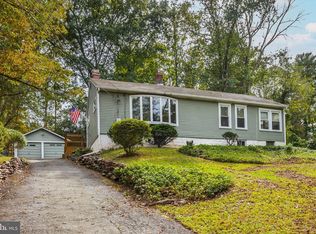 86 Jacobs Creek Rd, Ewing, NJ 08628