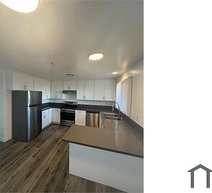 5th image of 711 W Queen St APT 203