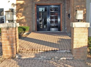 700 Maple Ave APT 106, Hartford, CT 06114