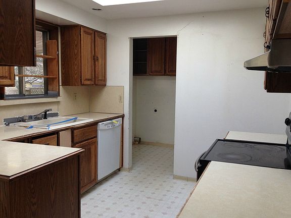 2nd image of 17316 37th Pl S