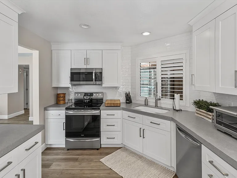 8700 E Mountain View Rd #1081 — Photo 6