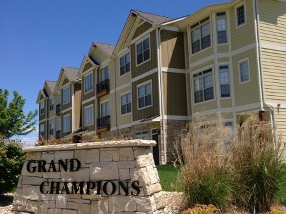 1st image of 3000 Grand Mere Pkwy APT 14