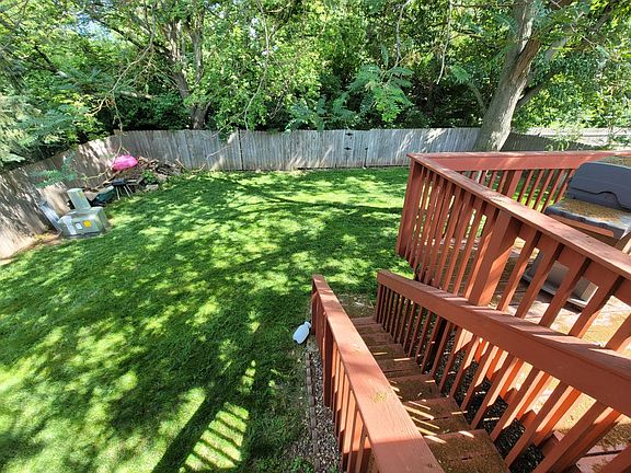 4th image of 2301 Wildwood Pl