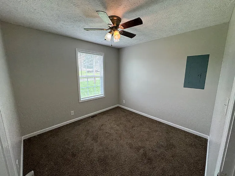 116 Grant Ave — Photo 13