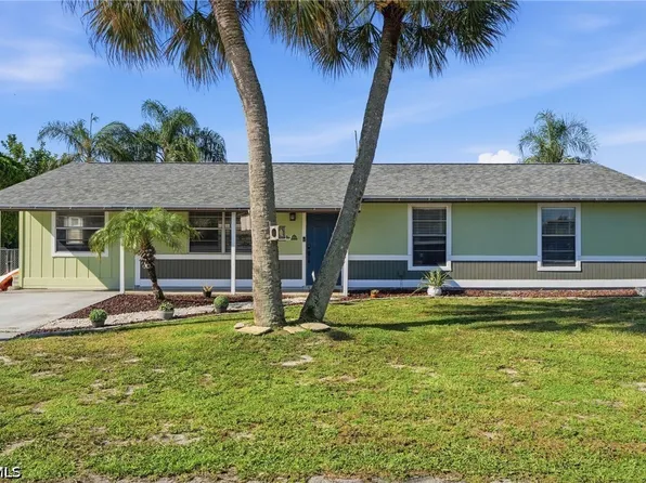 19368 Coraltree Ct, Lehigh Acres, FL 33936