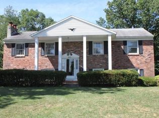 2210 Robinwood Ave, Schenectady, NY 12306