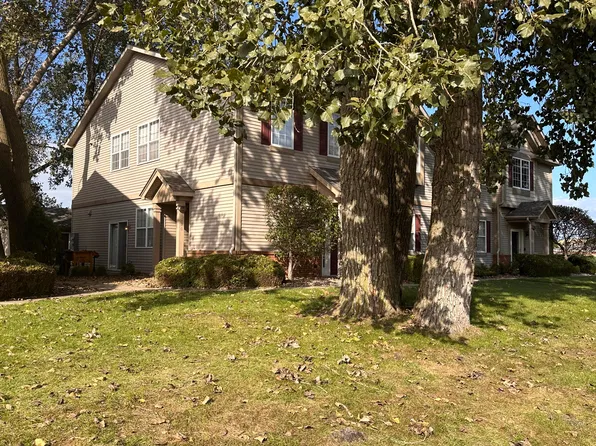 1030 Poppyfield Pl, Schererville, IN 46375