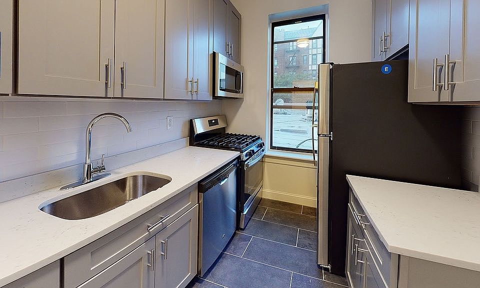 1st image of 4310 44th St APT 5C