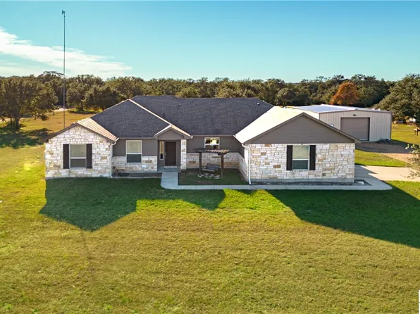 4735 Fm 447, Victoria, TX 77905