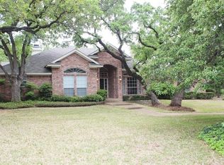 7926 Old McGregor Rd, Woodway, TX 76712