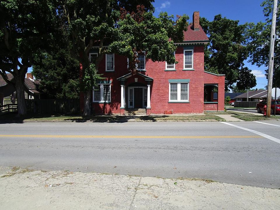 1st image of 5 High St & Cor Main St