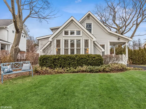 130 E North Ave, Lake Bluff, IL 60044