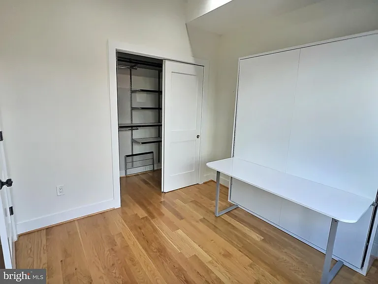 1420 Staples St NE #1 — Photo 12