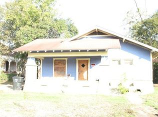 506 E Pine St, Seguin, TX 78155