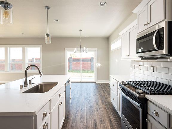 5th image of this home