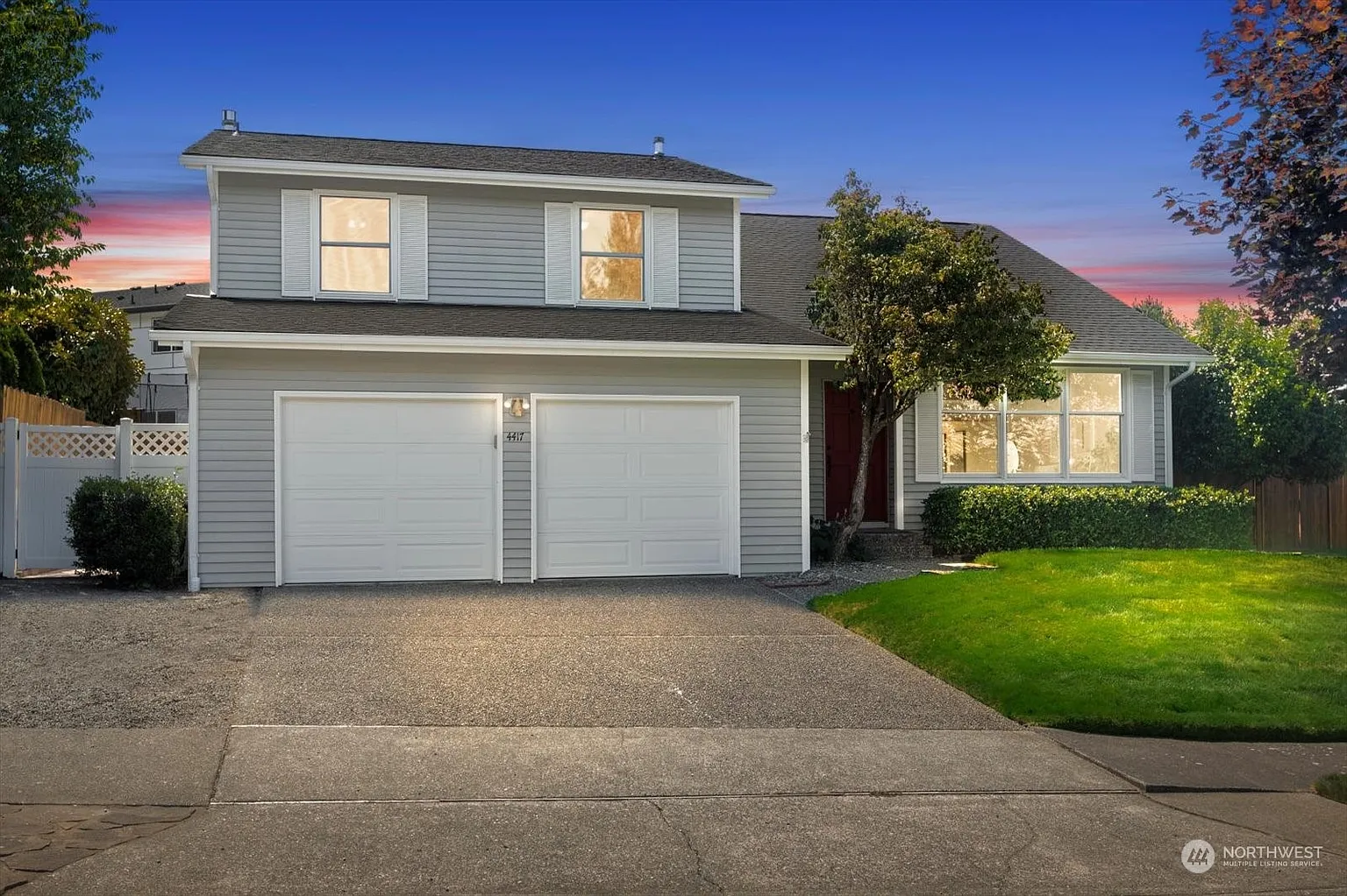 4417 Hampton Court photo 1