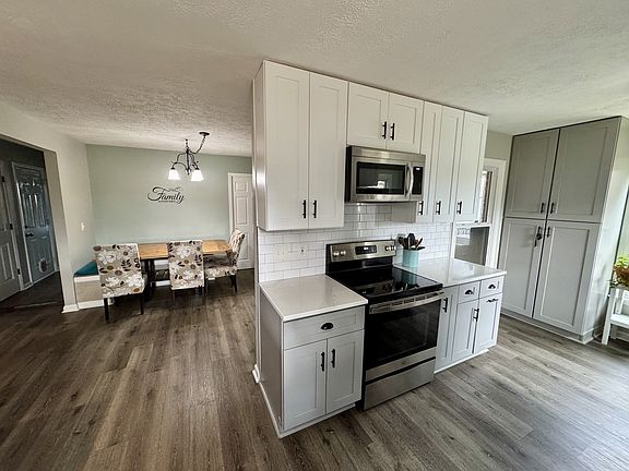 4th image of 2137 Sassafras Dr
