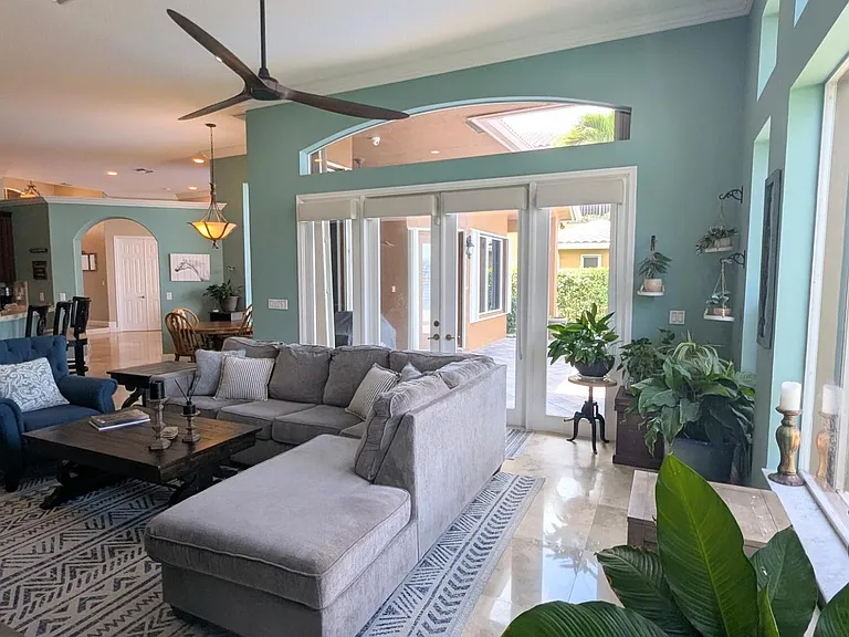10640 Oak Meadow Ln — Photo 36
