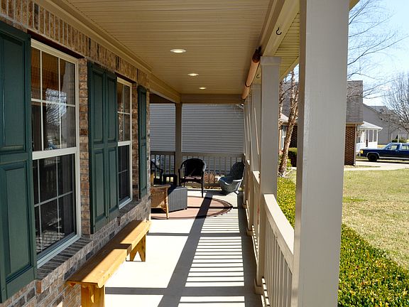 Front Porch with Lighting
