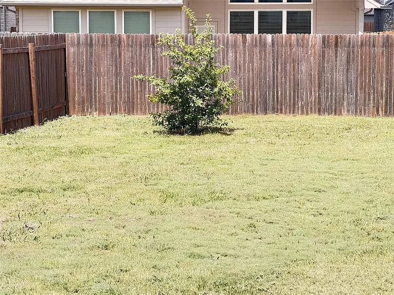 1104 Whippletree Trl — Photo 31