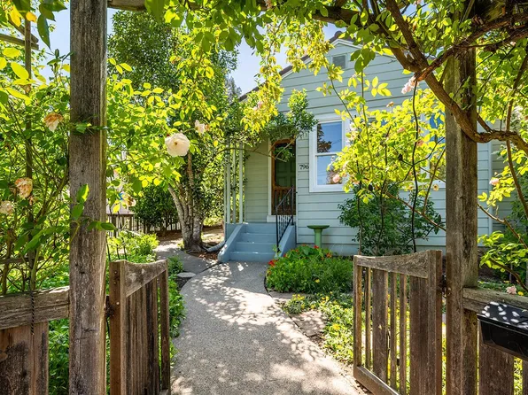 796 S High St Street, Sebastopol, CA 95472