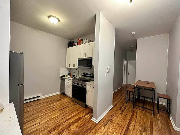 2847 Frederick Douglass Blvd #1R — Photo 3