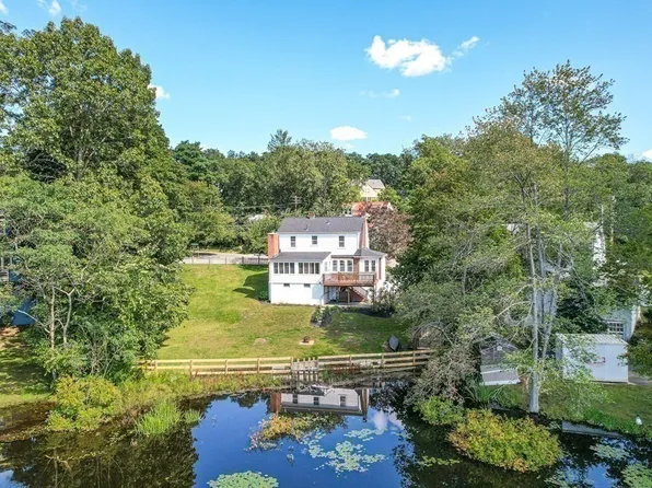 32 Woodside Rd, Winchester, MA 01890