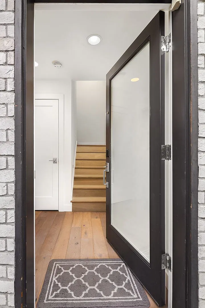 2Bd/1.75Ba Seattle Townhome — Photo 4