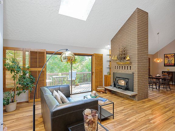 4th image of 11385 SW Nova Ct
