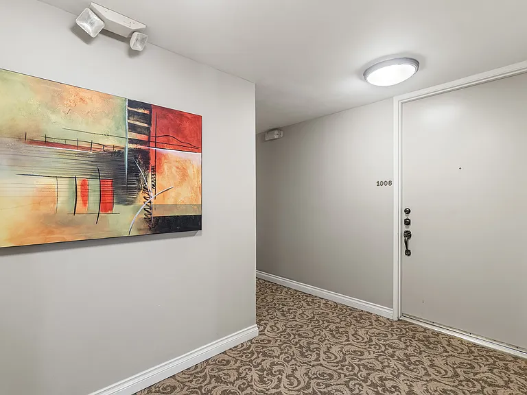 10747 Wilshire Blvd #1006 — Photo 30