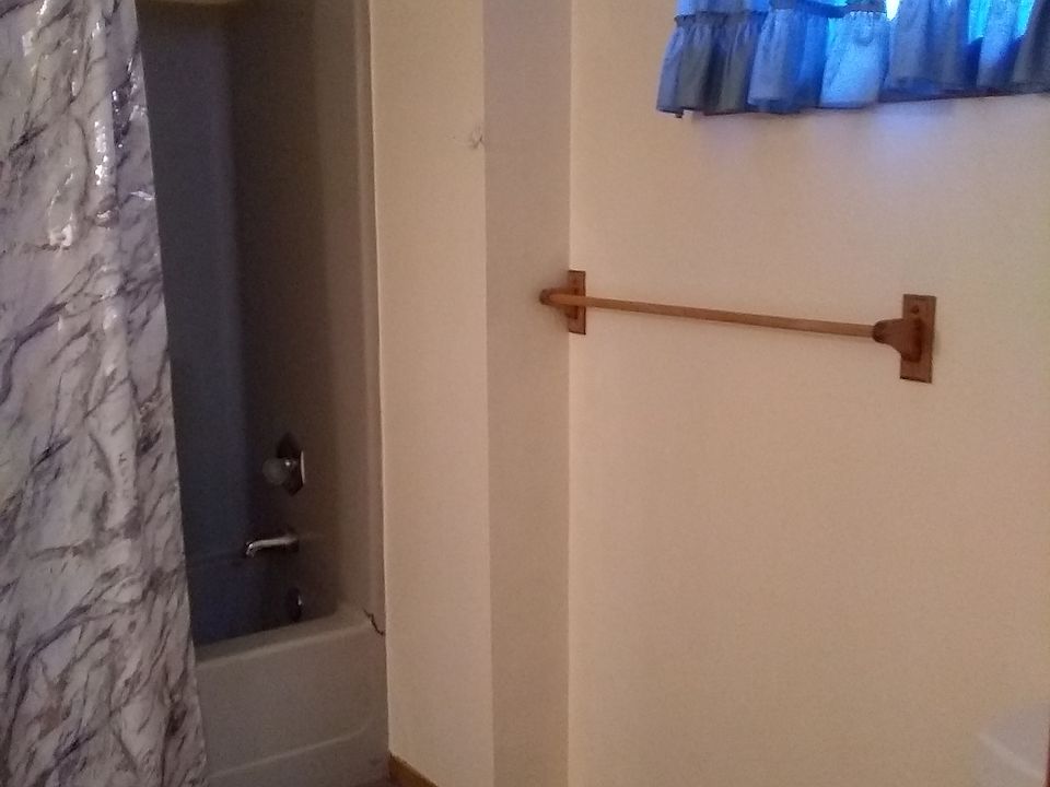 Bathroom Tub and Shower