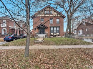 5854 Waterman Blvd, Saint Louis, MO 63112