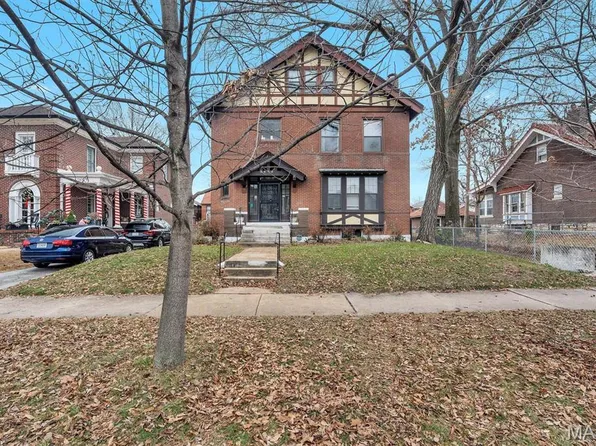 5854 Waterman Blvd, Saint Louis, MO 63112